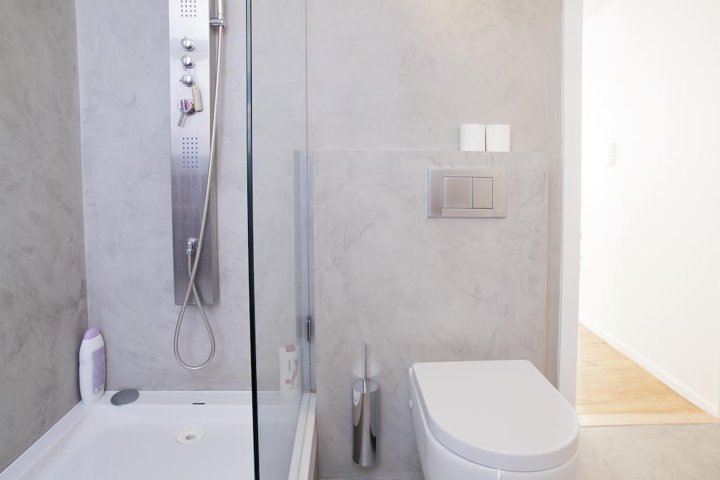 Bairrus Lisbon Apartments - Graca 객실 사진