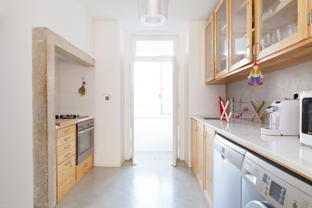Bairrus Lisbon Apartments - Graca 객실 사진