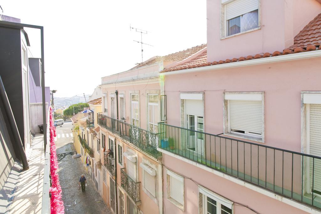 Bairrus Lisbon Apartments - Graca 객실 사진