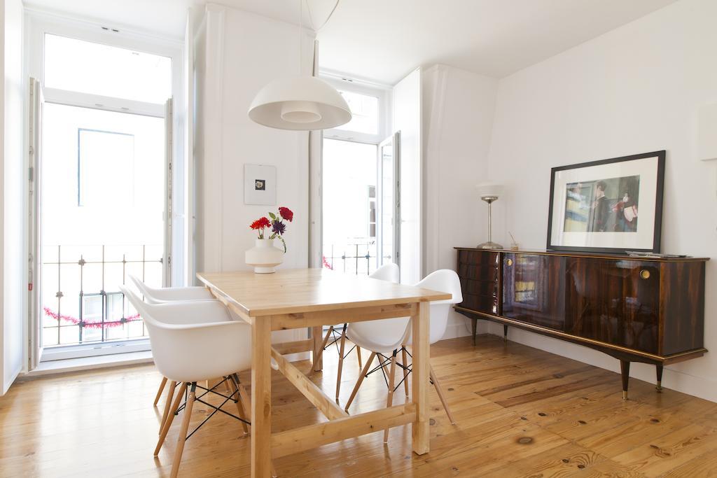 Bairrus Lisbon Apartments - Graca 객실 사진